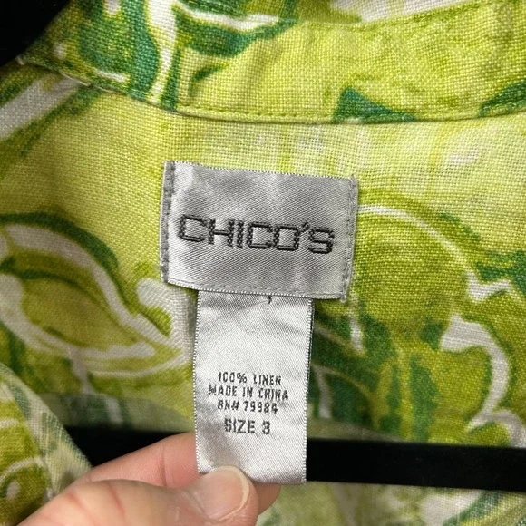 Chico's green floral blazer size 3 with wooden buttons 100% linen - Picture 6 of 7